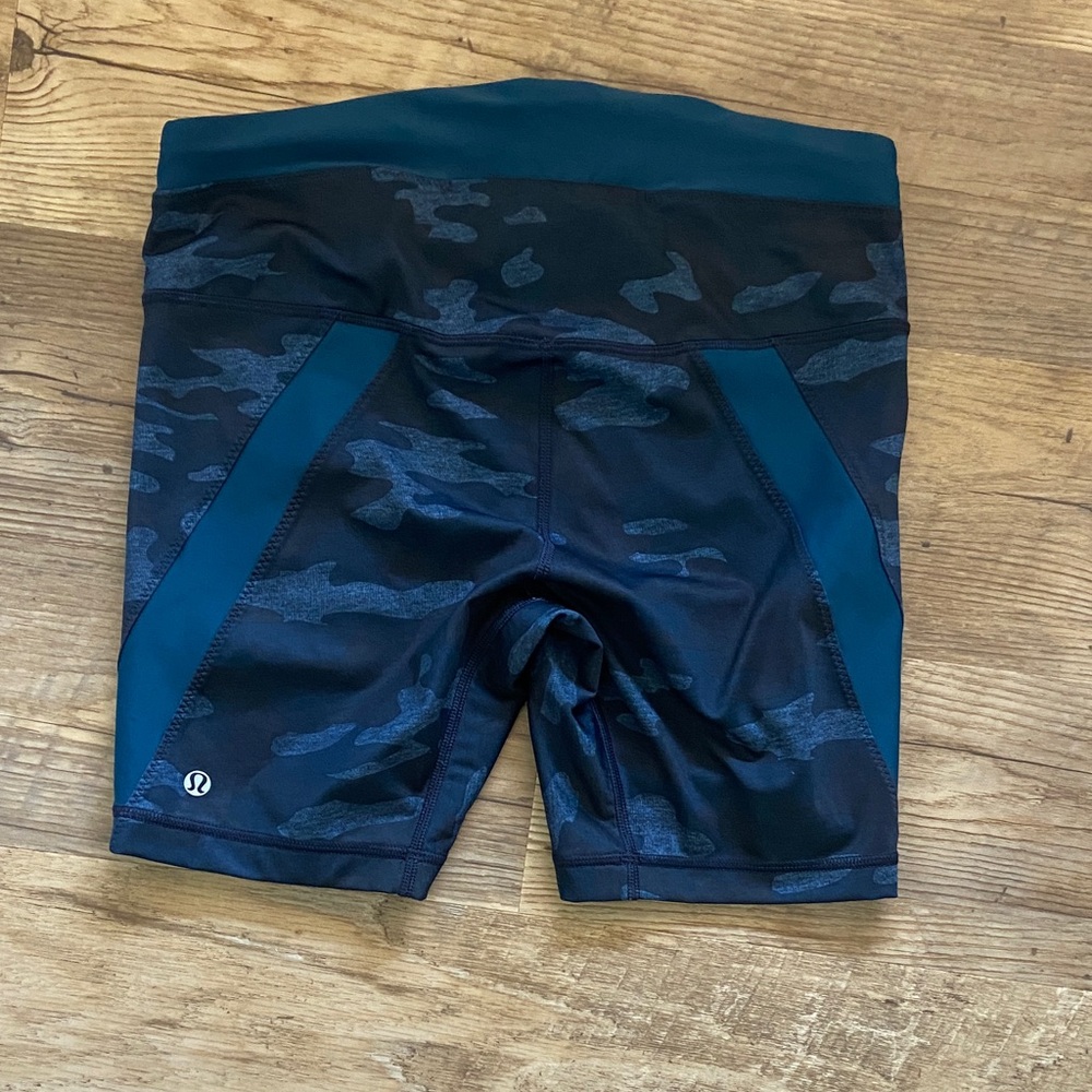 lululemon athletica Teal & Black Camo Bike Shorts
